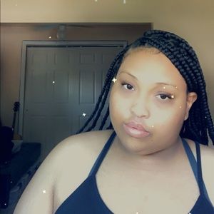 Meet your Posher, Kiara